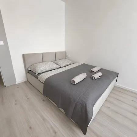 Διαμέρισμα Luxury White Trenčín